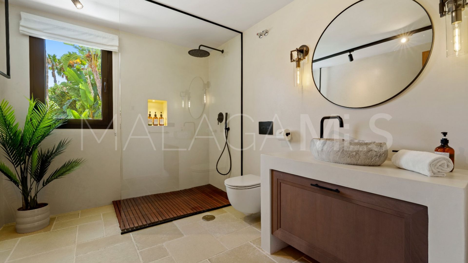 Se vende villa in Nueva Andalucia