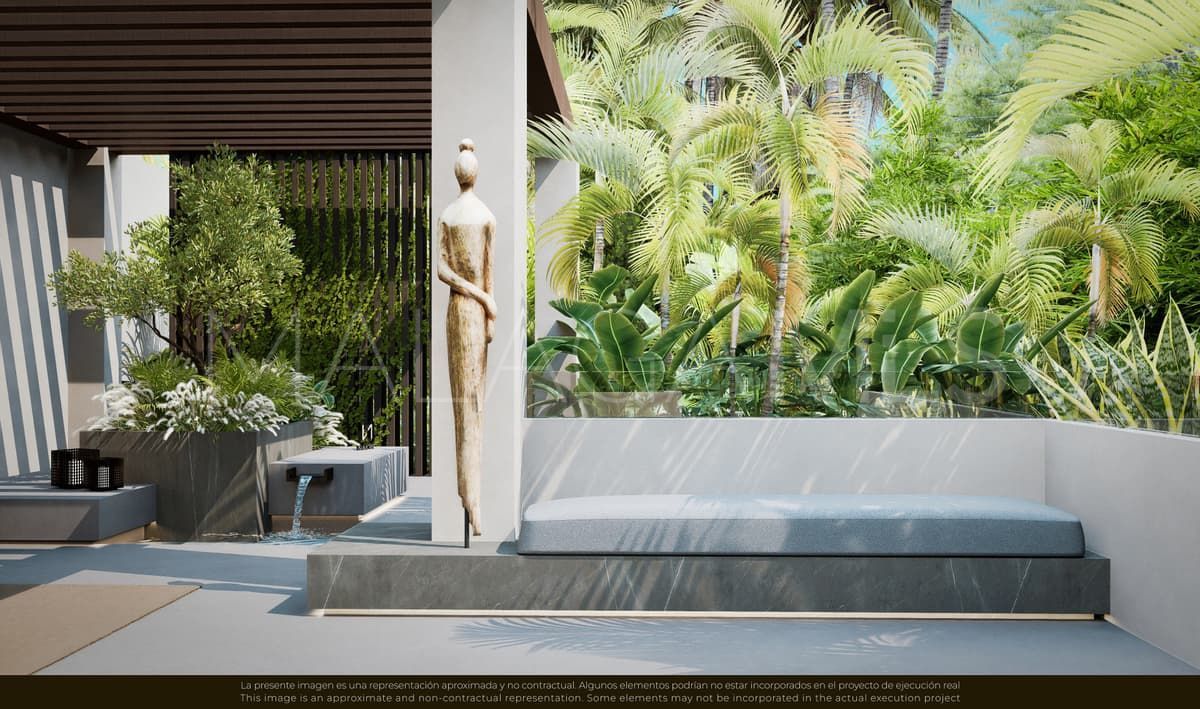 Villa for sale in Nueva Andalucia