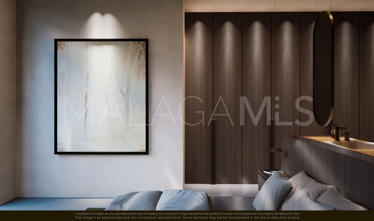 Villa for sale in Nueva Andalucia