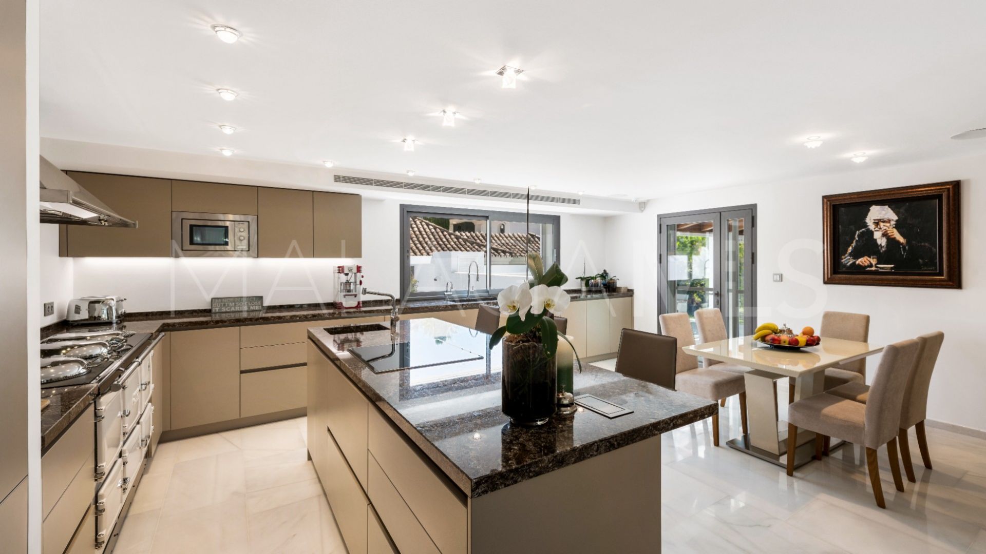 6 bedrooms villa for sale in La Cerquilla