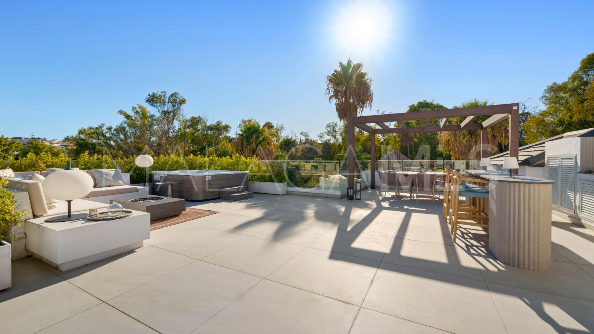 Villa for sale in Altos de Puente Romano