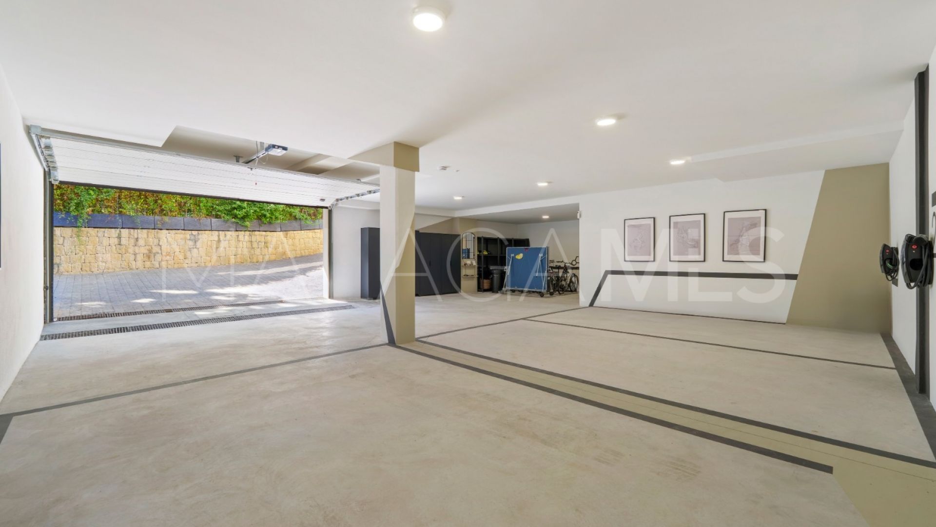 Villa for sale in Altos de Puente Romano