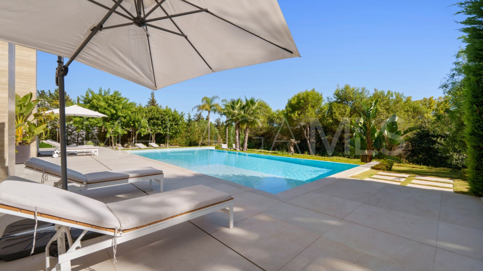 Villa for sale in Altos de Puente Romano