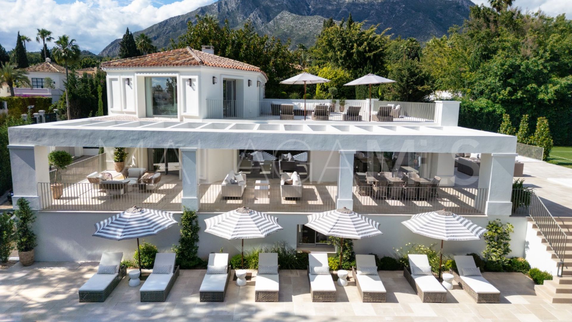 Villa for sale in Rocio de Nagüeles