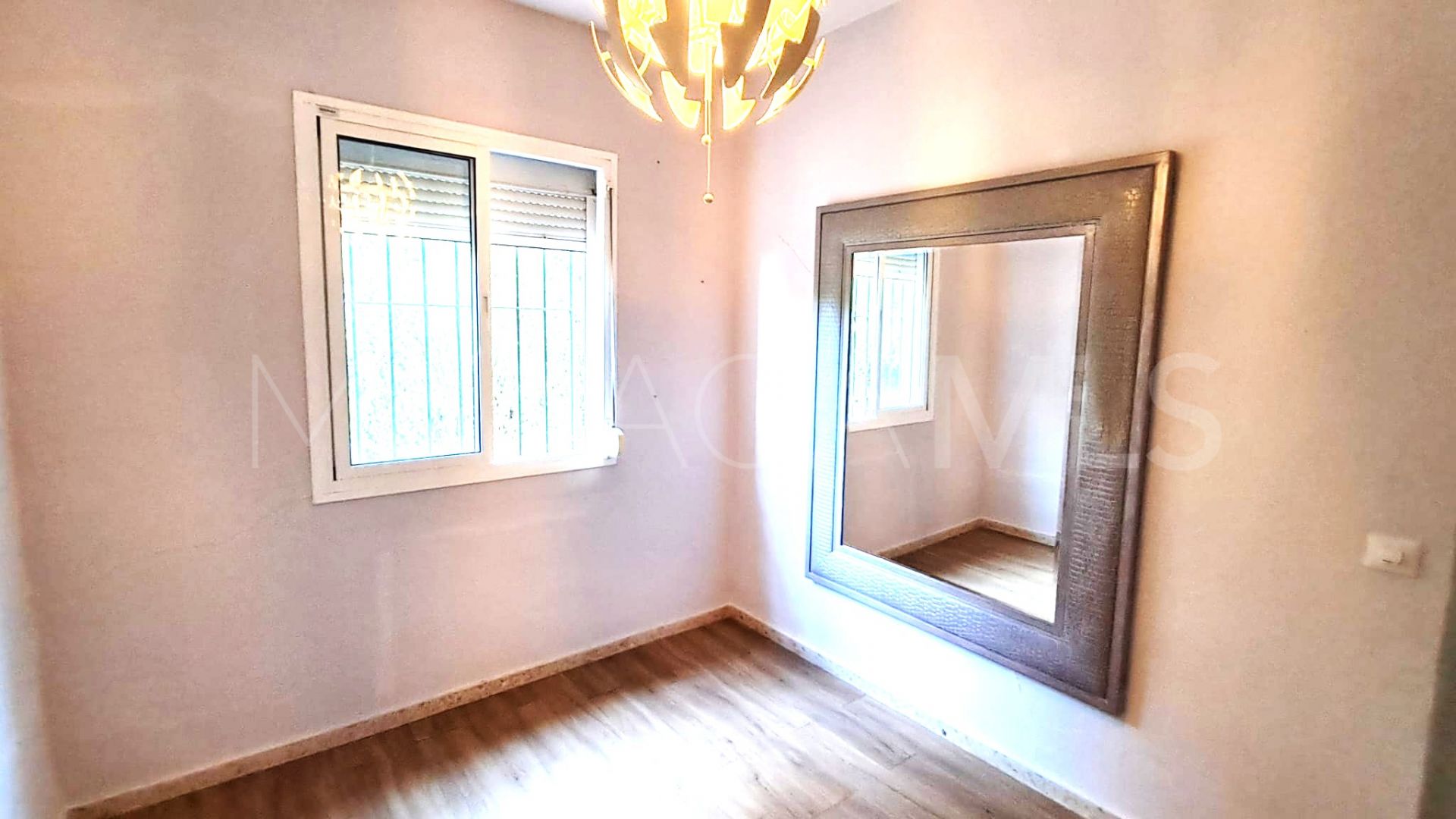 For sale villa in New Golden Mile