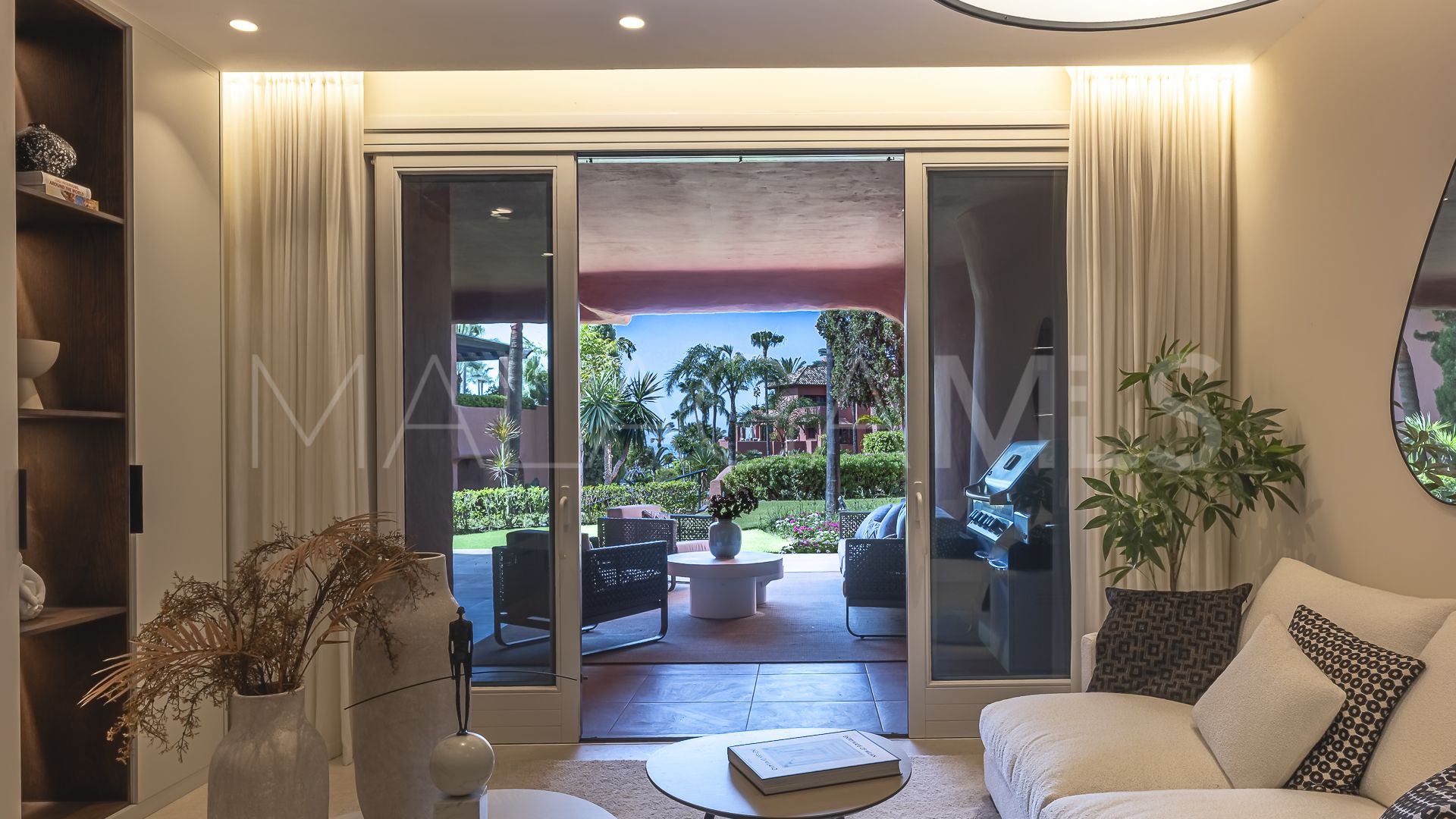 Estepona, apartamento planta baja for sale with 3 bedrooms