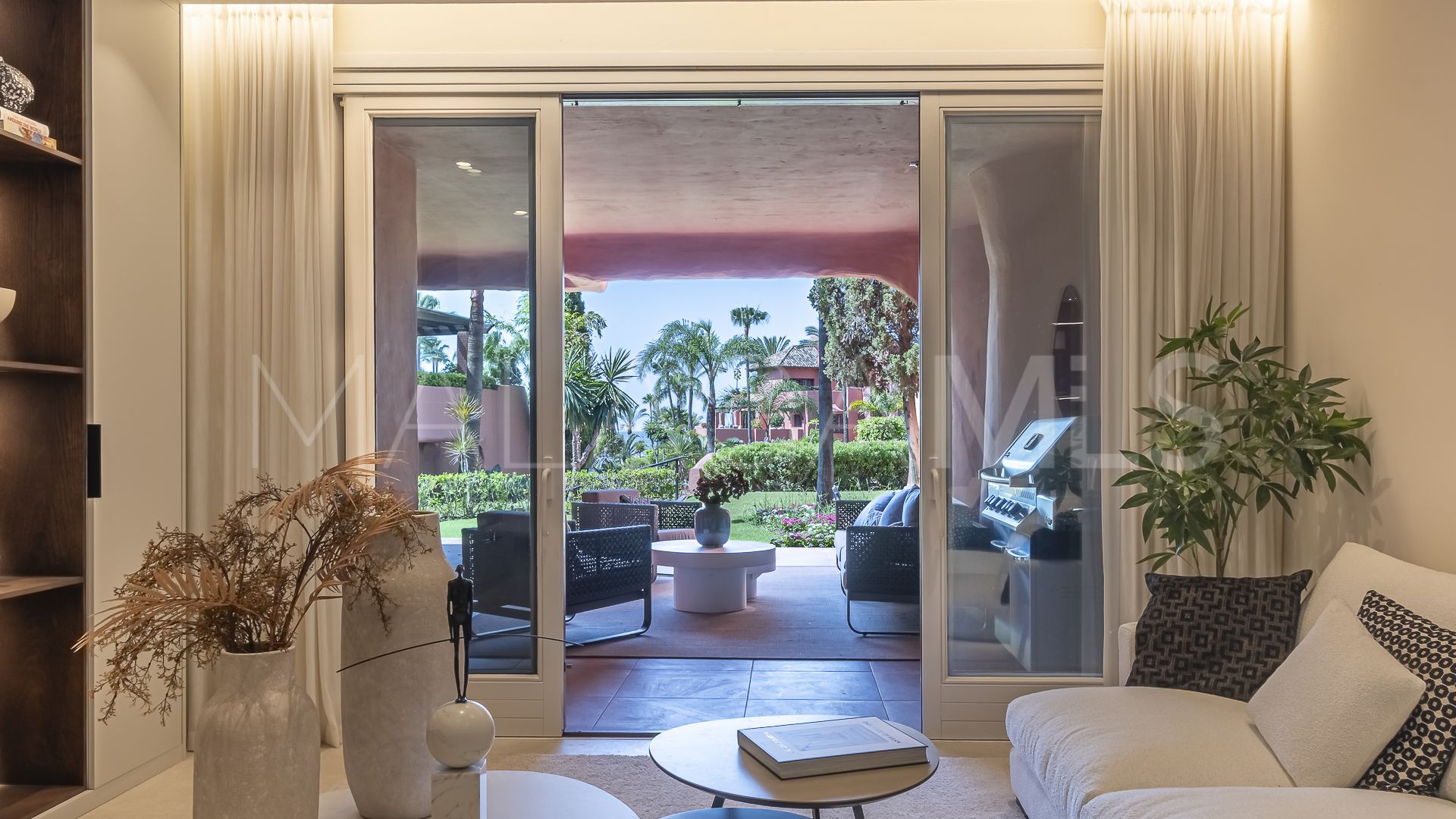 Estepona, apartamento planta baja for sale with 3 bedrooms