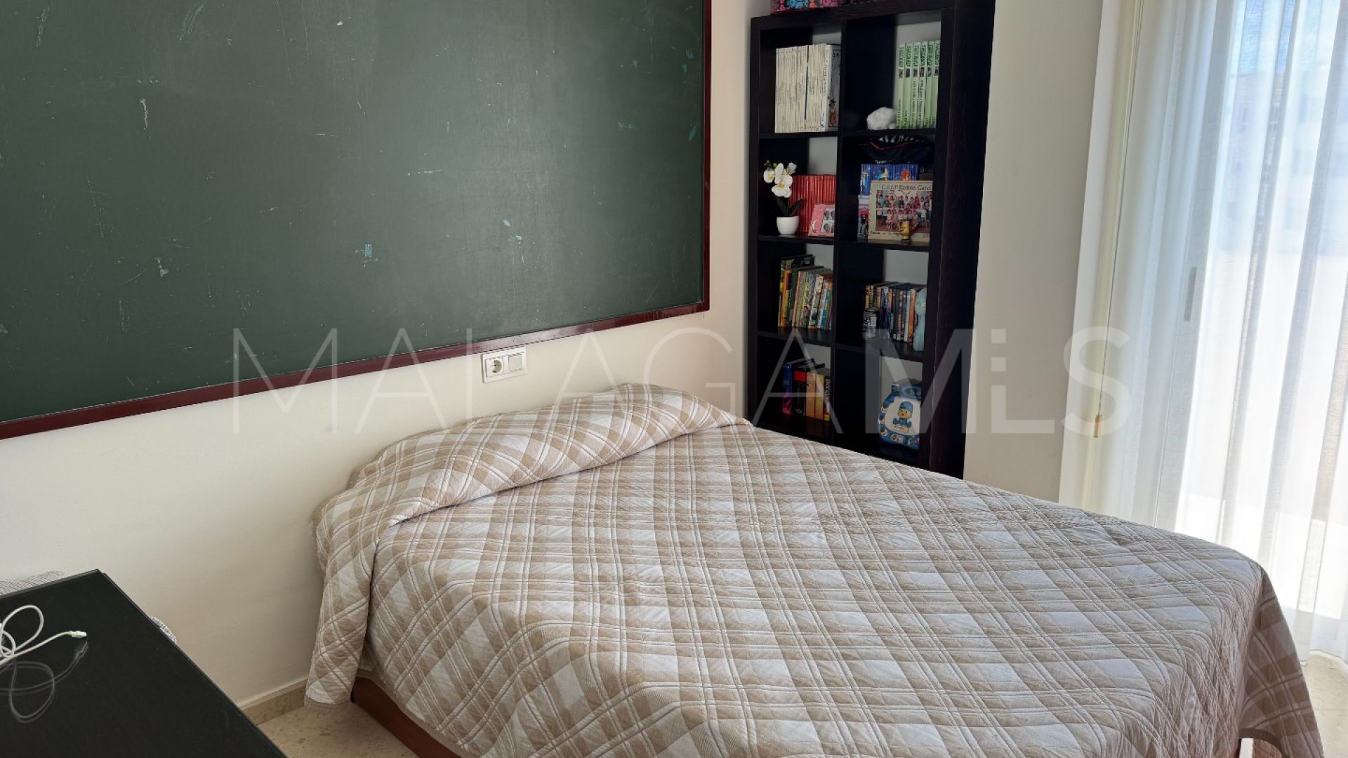 Takvåning for sale in Estepona