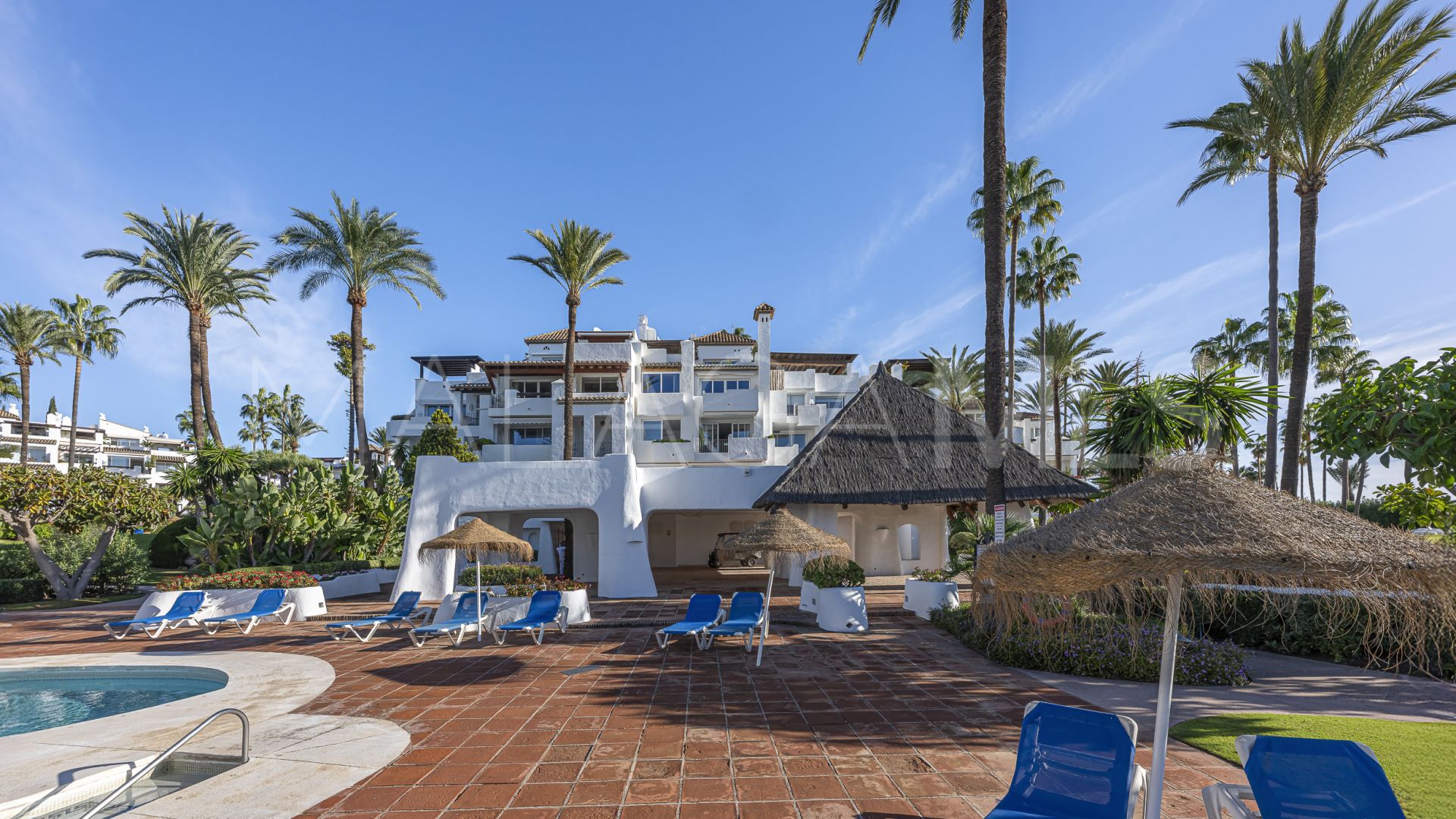 Markplanslägenhet for sale in Estepona