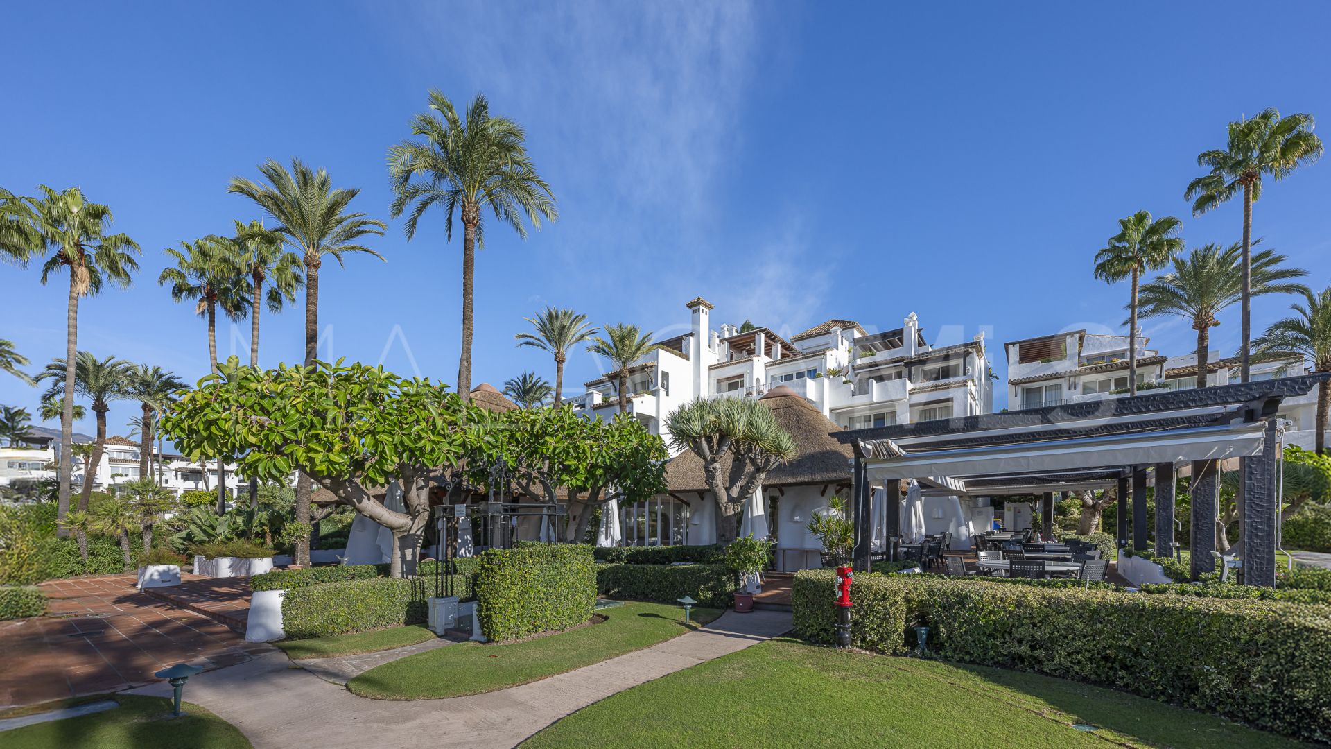 Markplanslägenhet for sale in Estepona