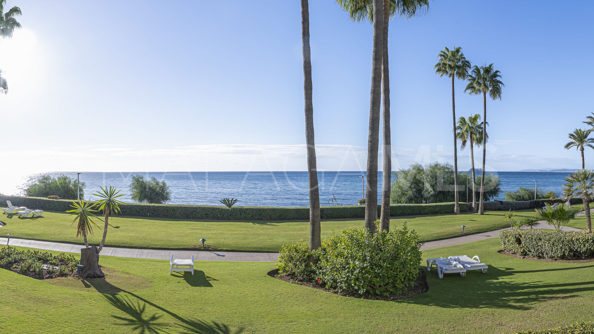 Markplanslägenhet for sale in Estepona