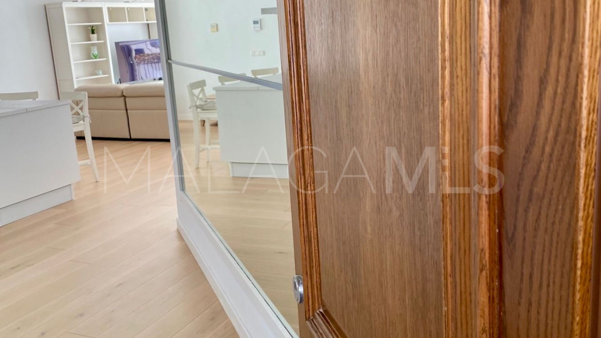 Wohnung for sale in Marbella - Puerto Banus