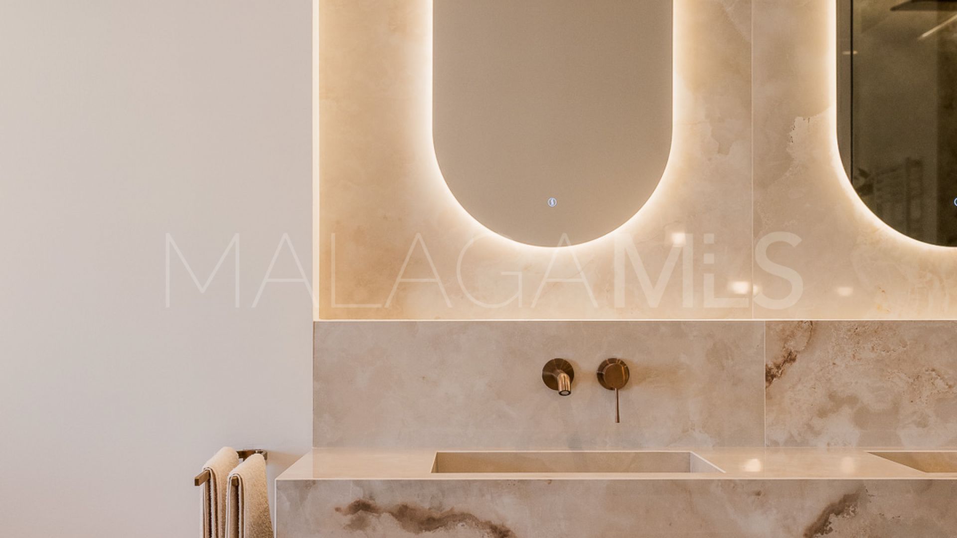 Buy Ático in Bahía del Velerín with 3 bedrooms