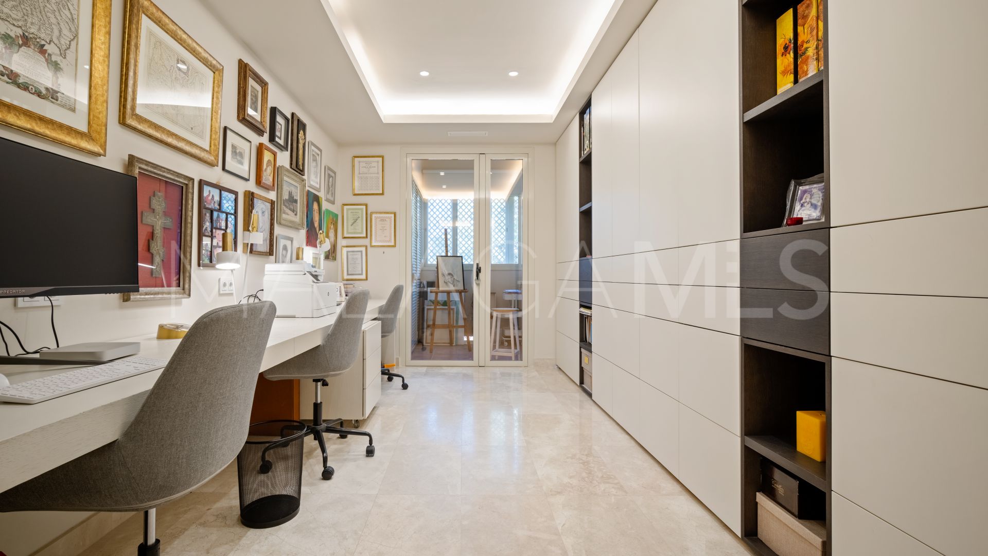 Lägenhet for sale in Marbella Golden Mile