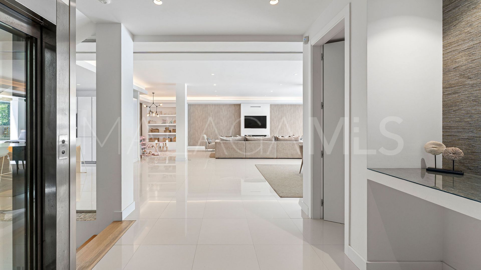 Villa for sale in El Herrojo