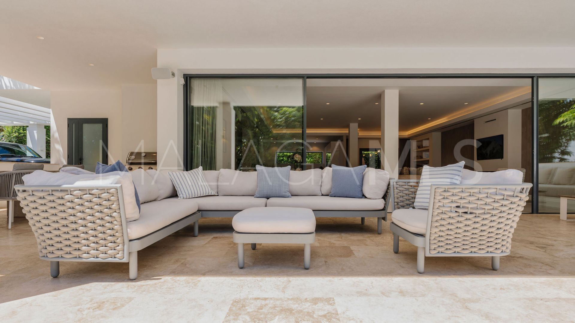 Villa for sale in El Herrojo