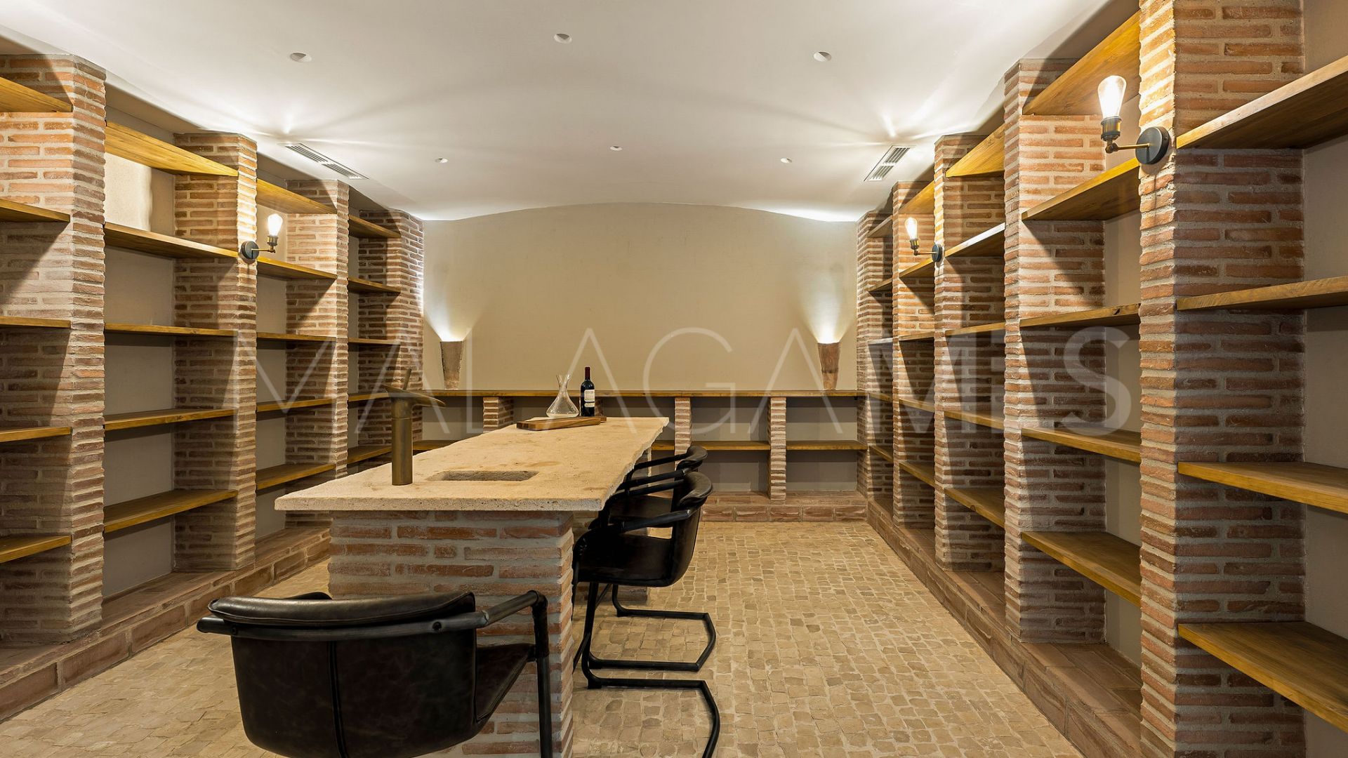 Villa for sale in El Herrojo