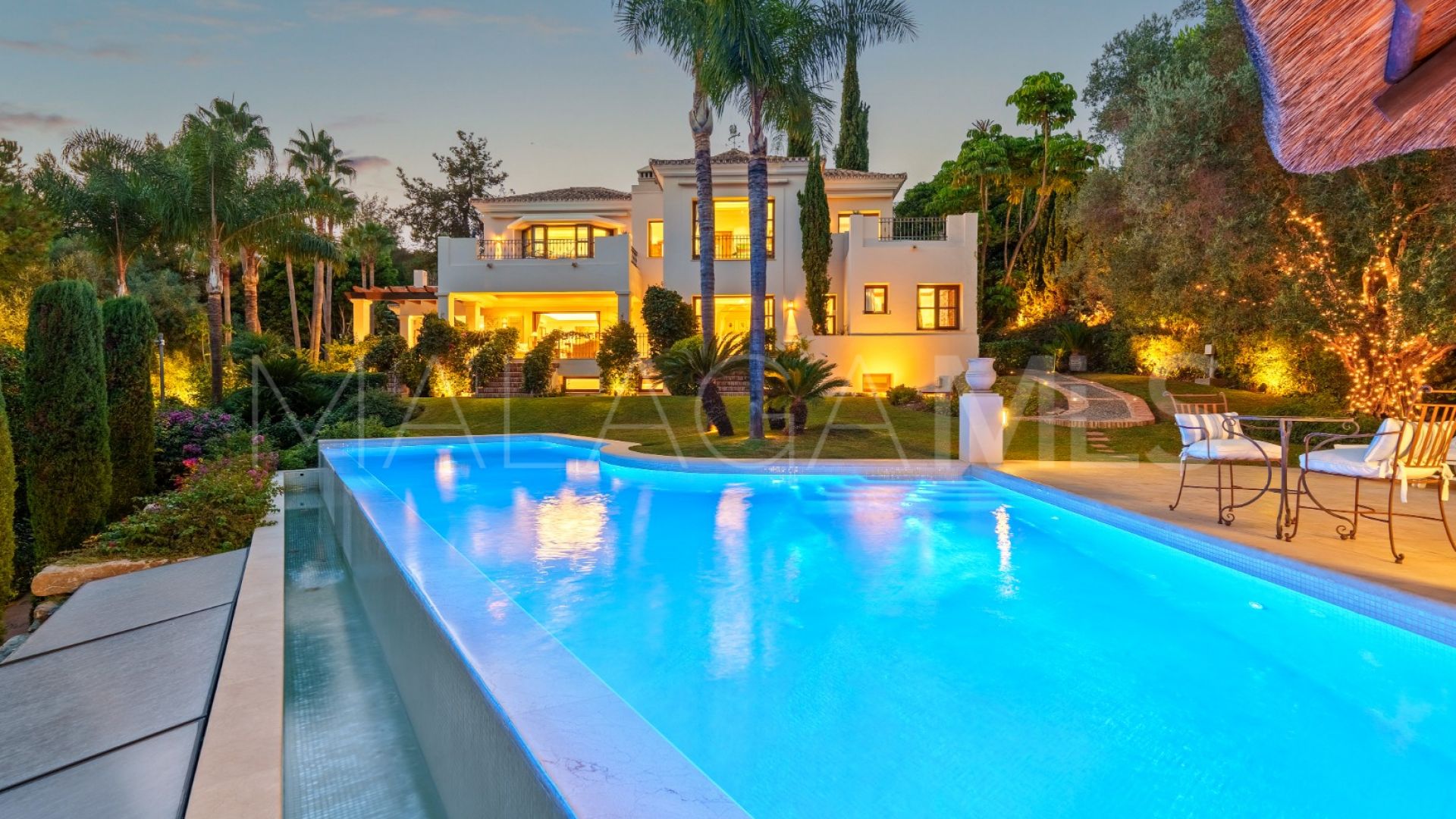 Villa for sale in Las Lomas del Marbella Club
