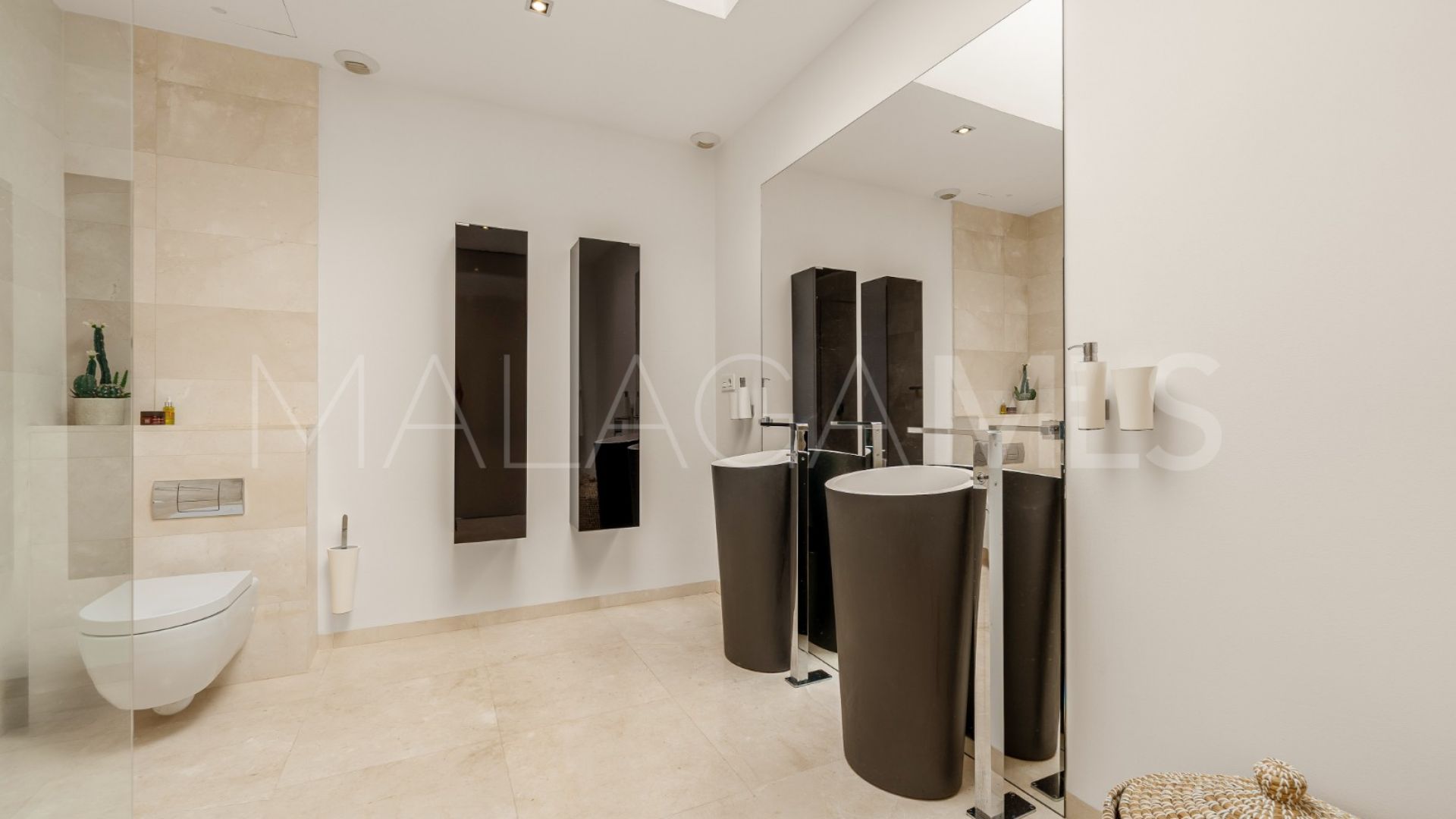 For sale La Cerquilla villa with 7 bedrooms