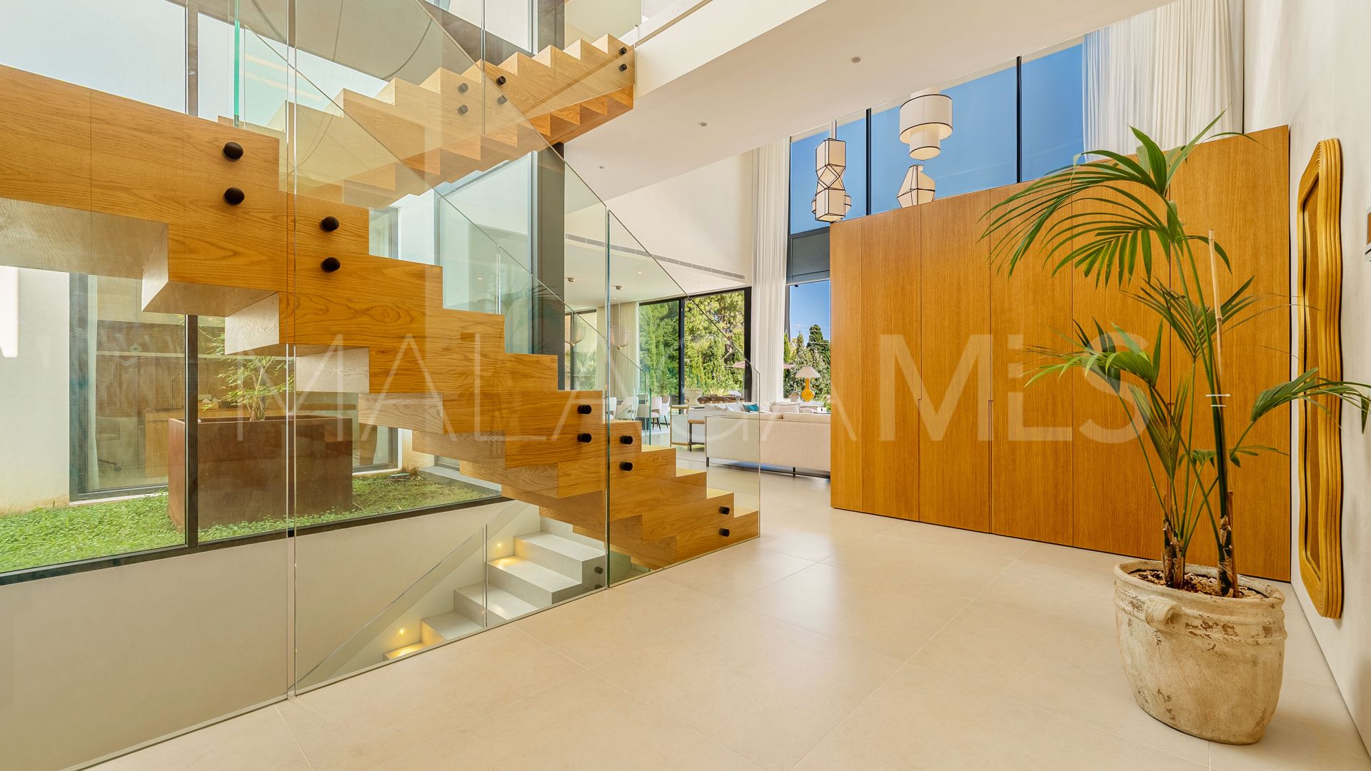 Villa for sale in La Zagaleta