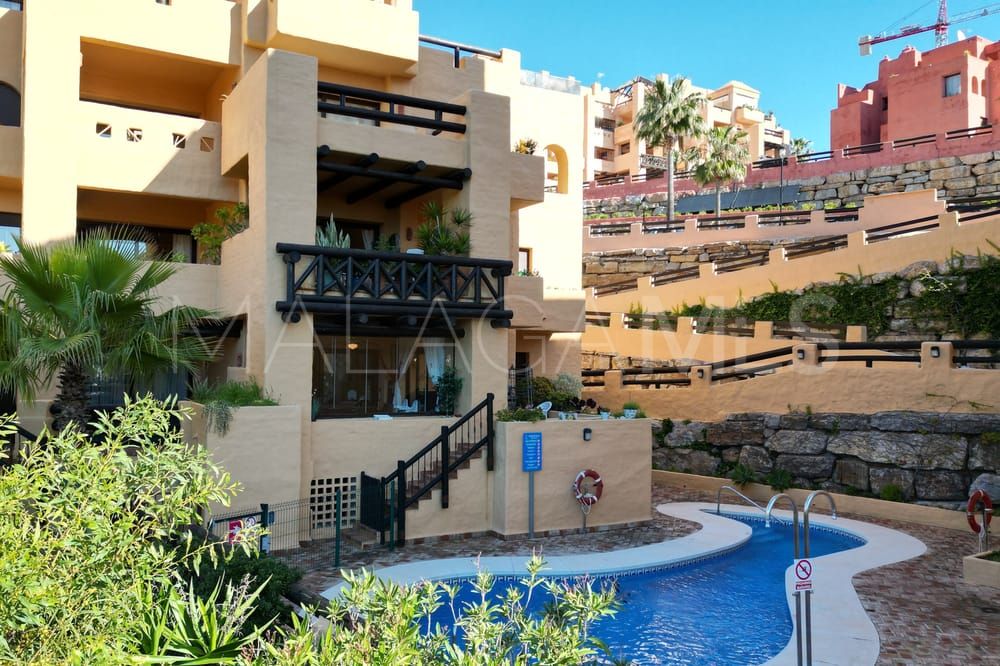 Apartamento planta baja for sale in Coto Real de 3 bedrooms