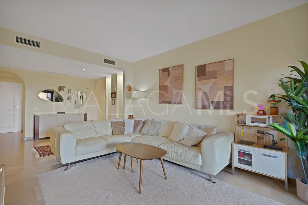 Apartamento planta baja for sale in Coto Real de 3 bedrooms