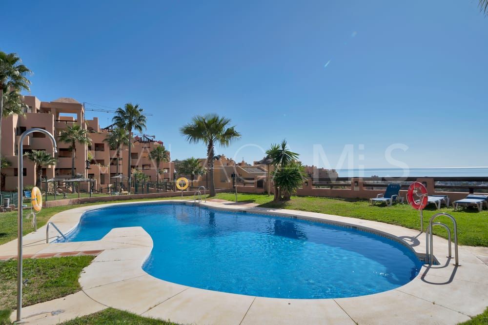 Apartamento planta baja for sale in Coto Real de 3 bedrooms