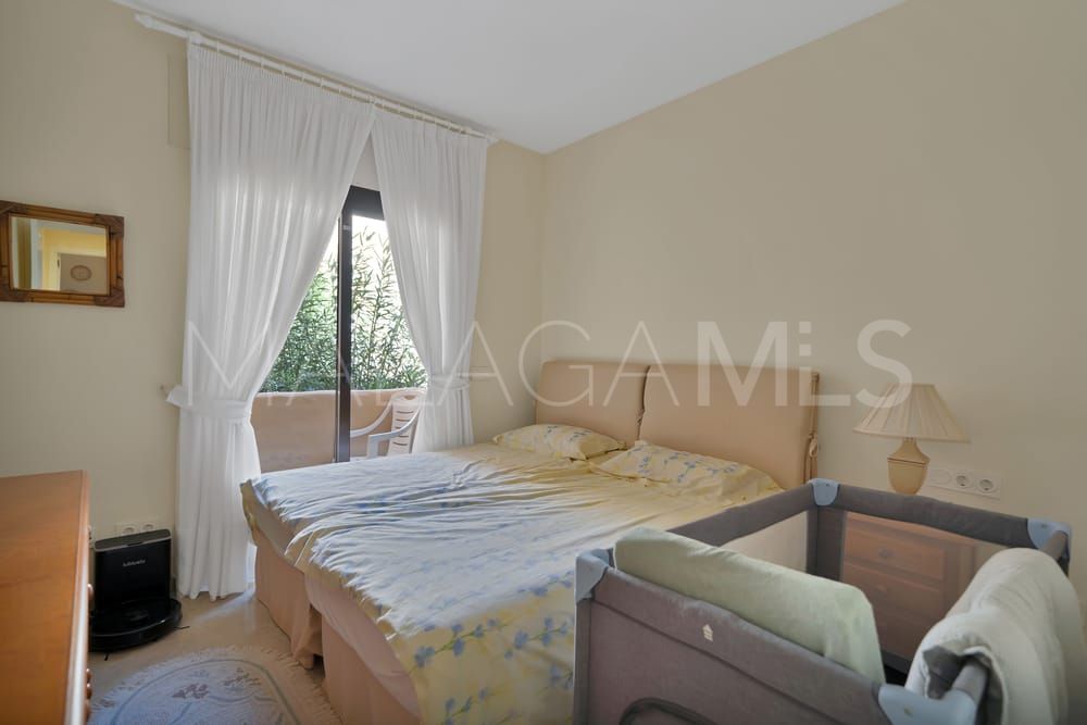 Apartamento planta baja for sale in Coto Real de 3 bedrooms