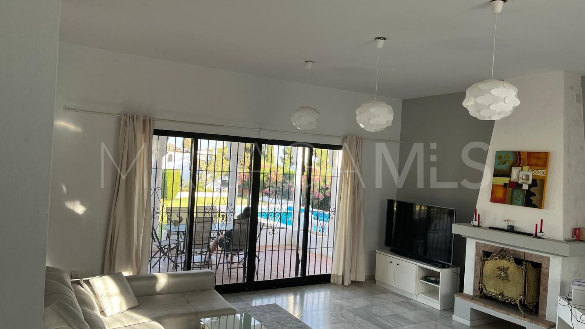 Villa for sale in Hacienda las Chapas with 4 bedrooms