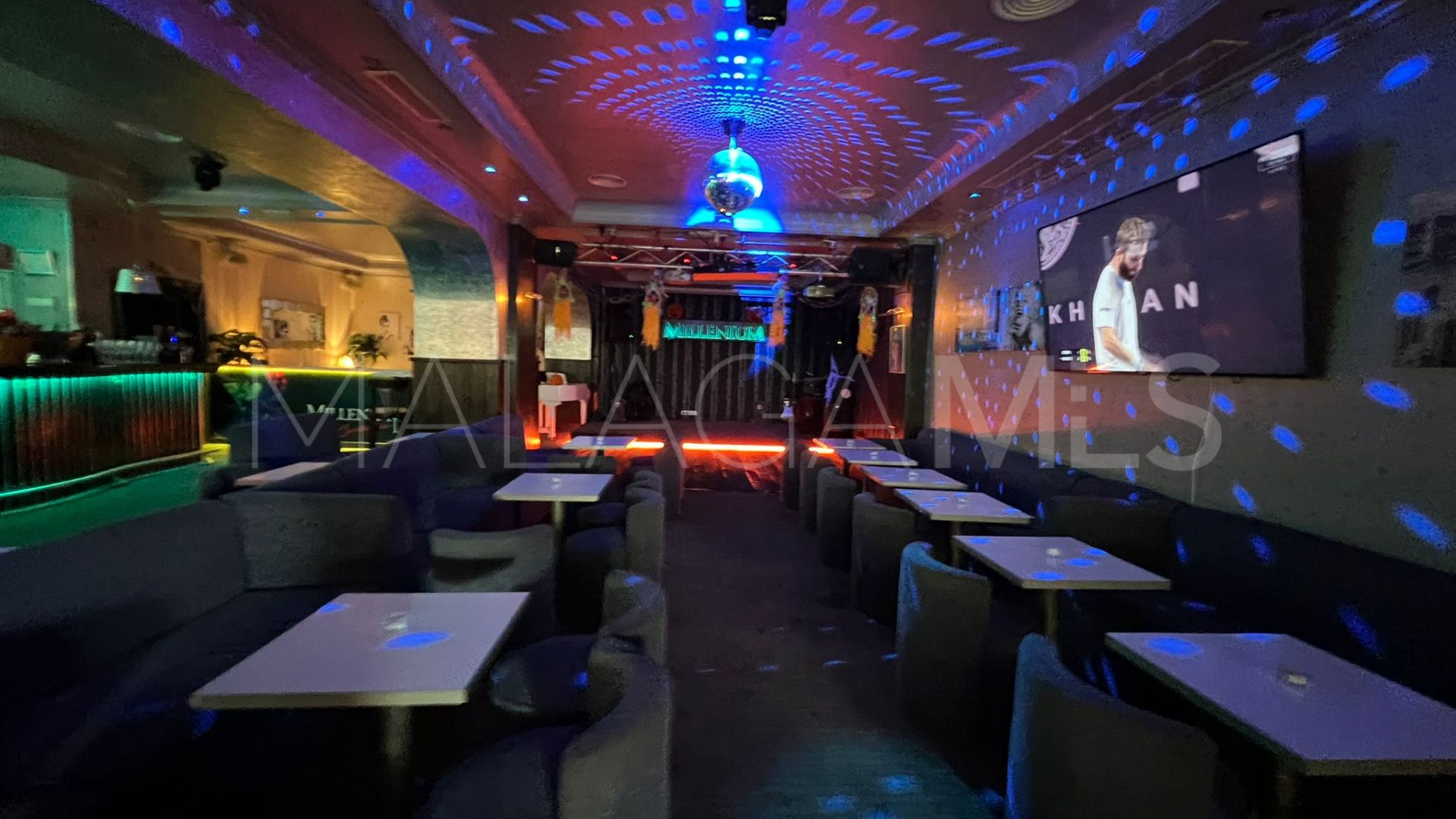 For sale commercial premises in Calahonda