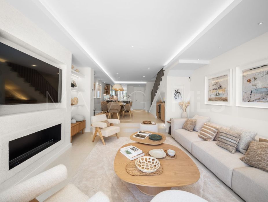 Maison de ville for sale in Aloha