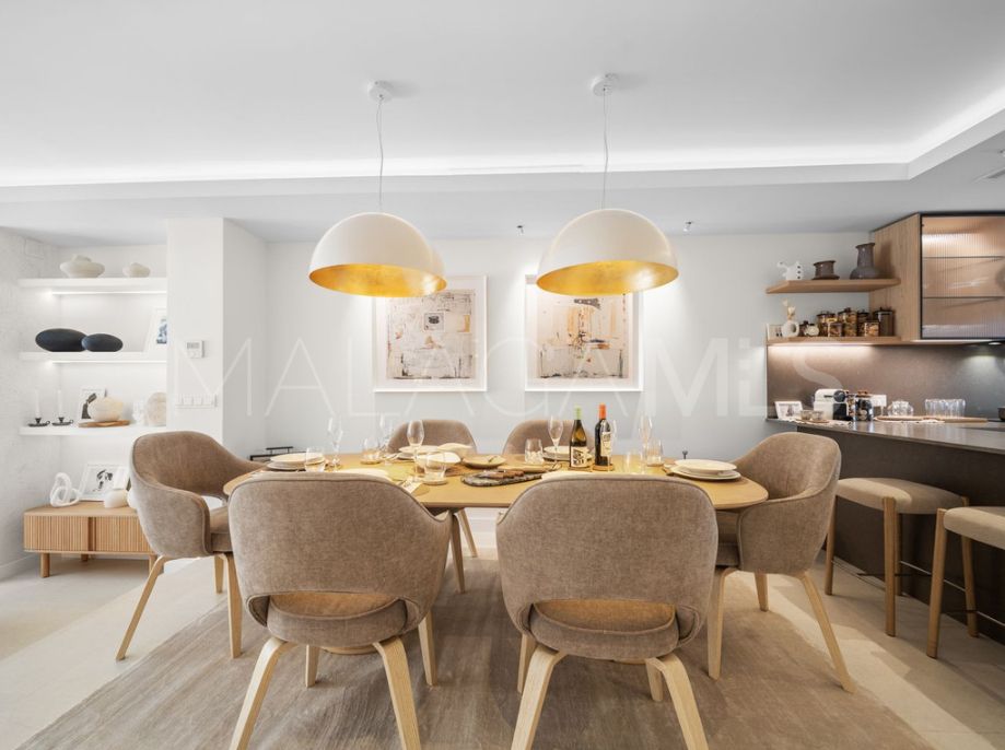 Maison de ville for sale in Aloha