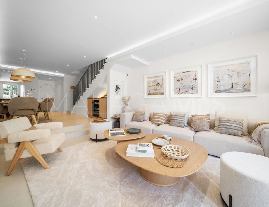 Maison de ville for sale in Aloha