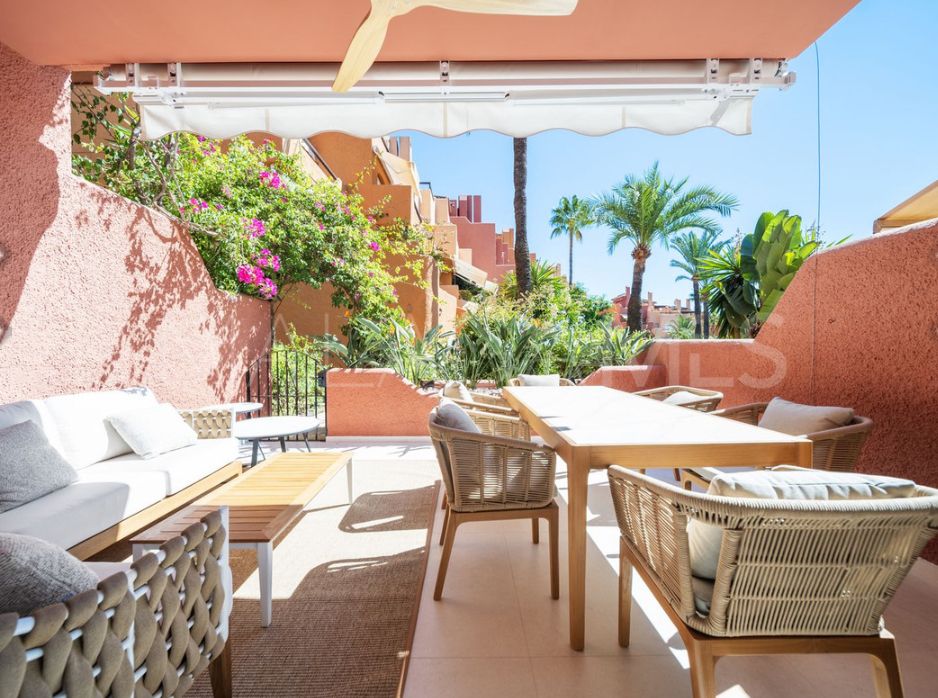 Maison de ville for sale in Aloha