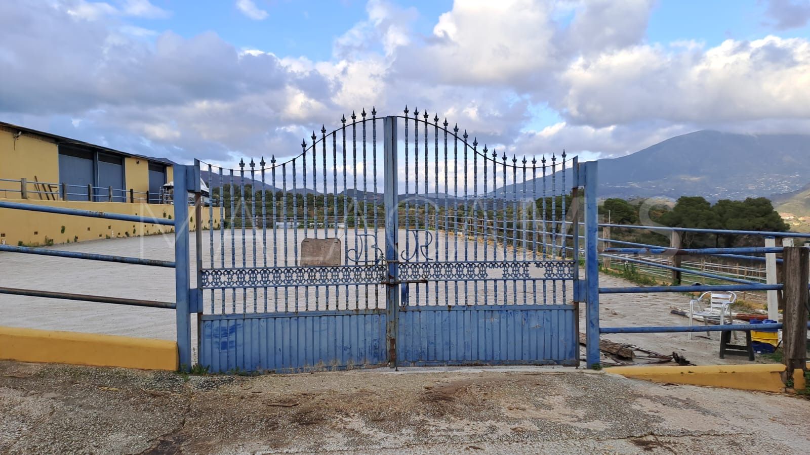 Estate for sale in Campo Mijas with 8 bedrooms