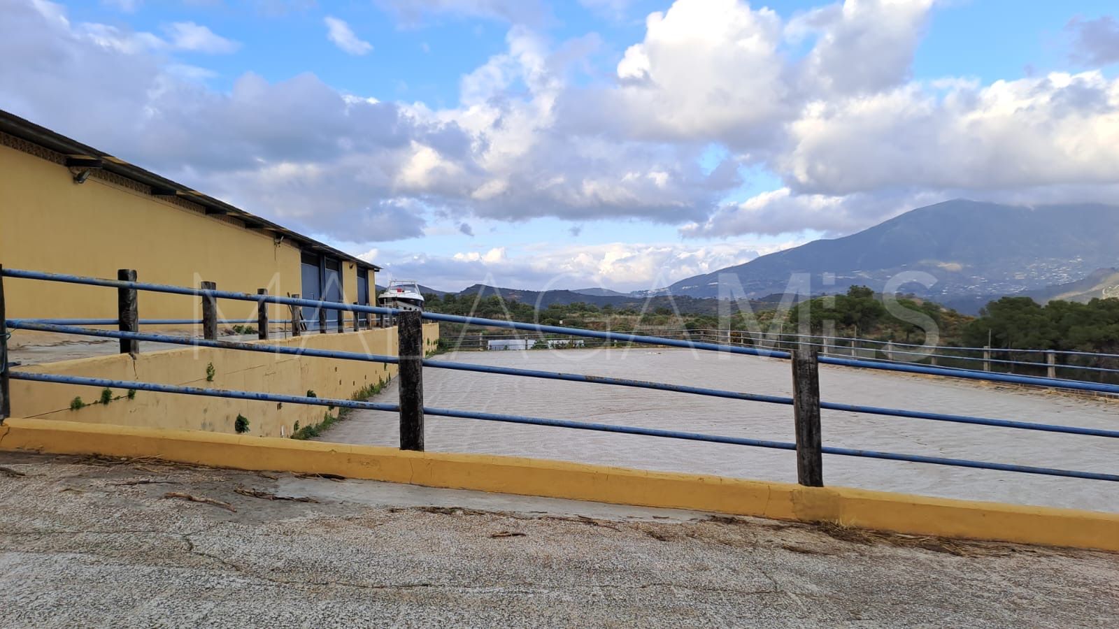 Estate for sale in Campo Mijas with 8 bedrooms