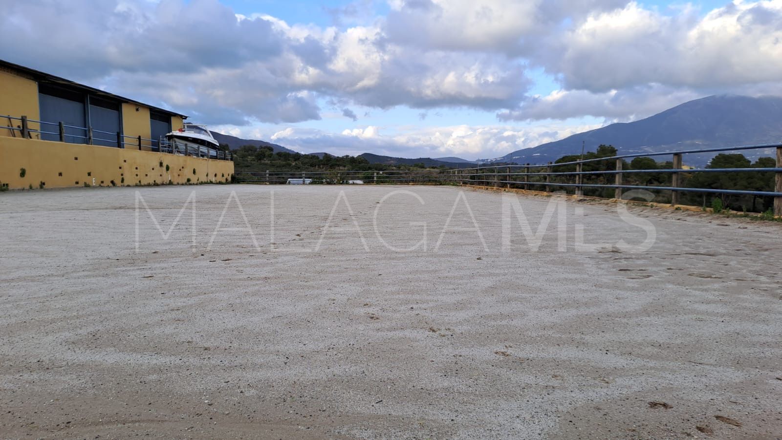 Estate for sale in Campo Mijas with 8 bedrooms