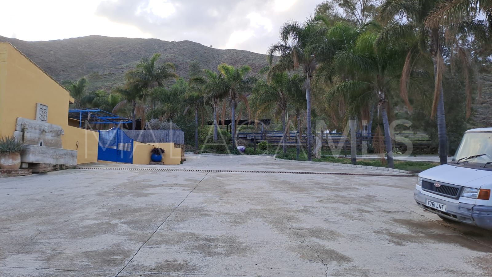 Estate for sale in Campo Mijas with 8 bedrooms