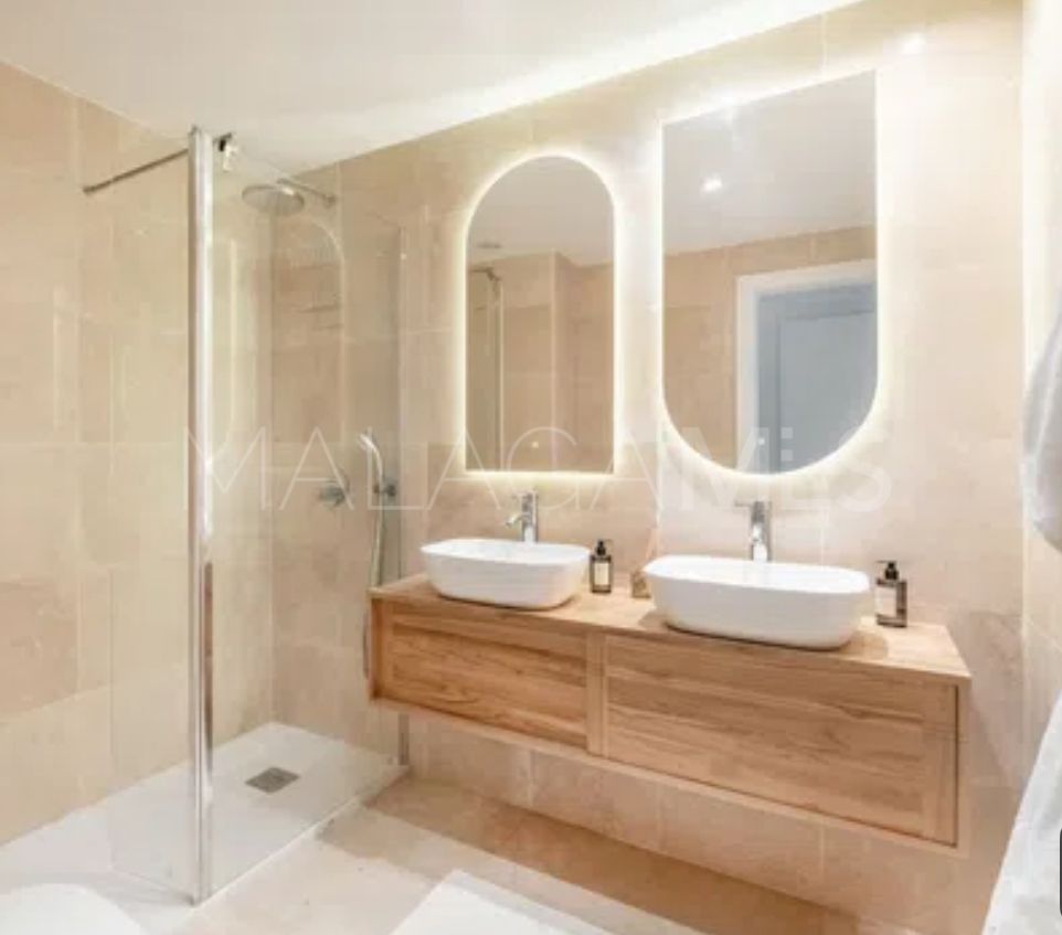 Apartamento planta baja a la venta with 3 bedrooms in Rio Real Golf