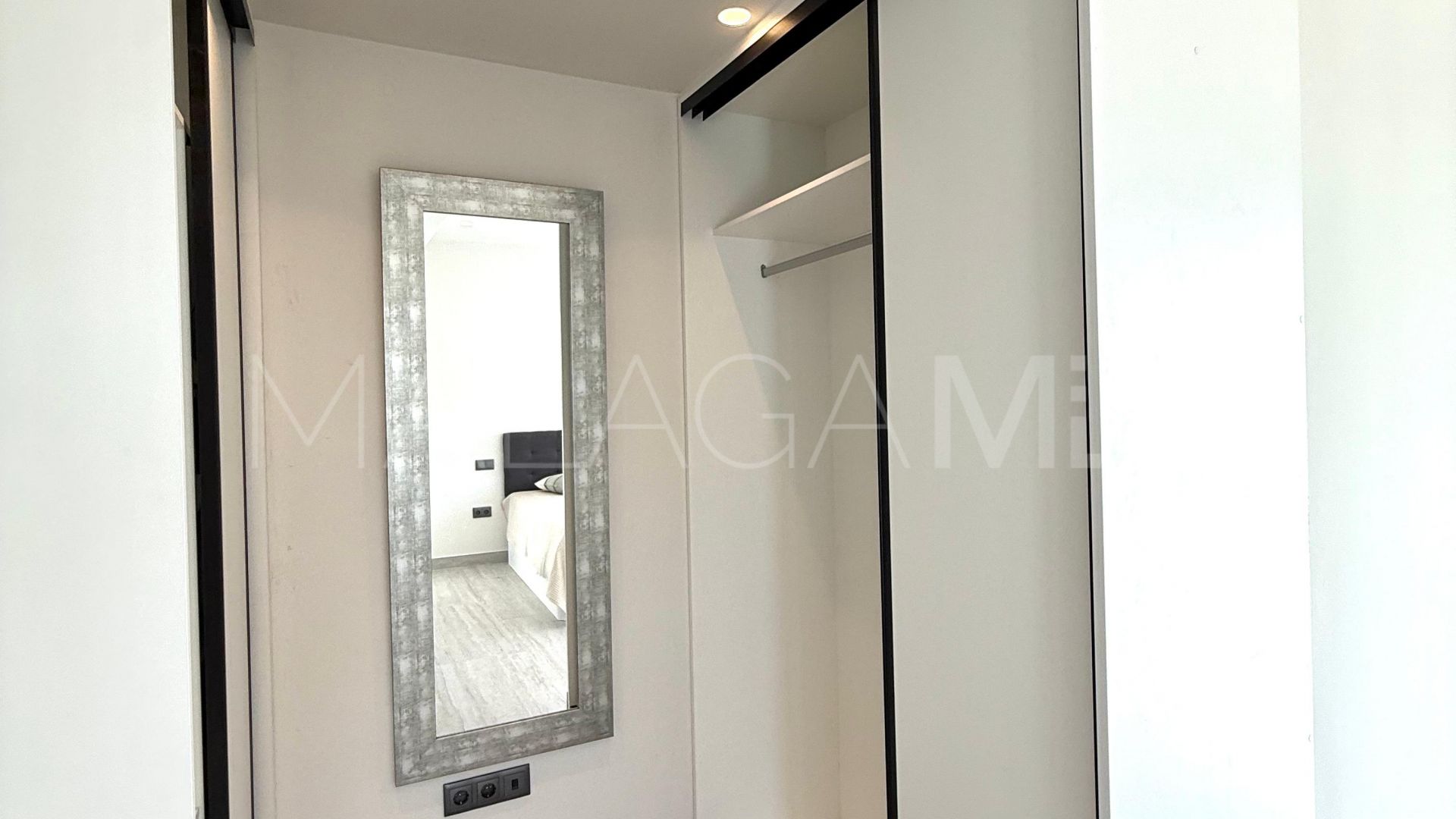 Buy villa de 5 bedrooms in El Faro