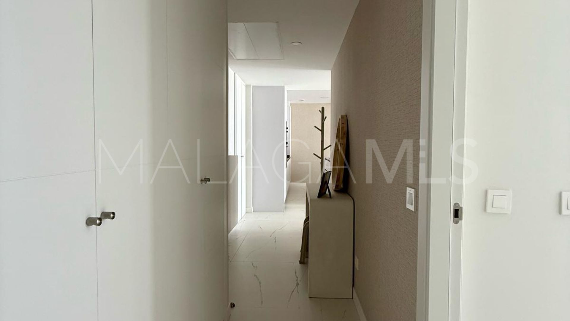 Se vende apartamento planta baja with 2 bedrooms in Casares Playa