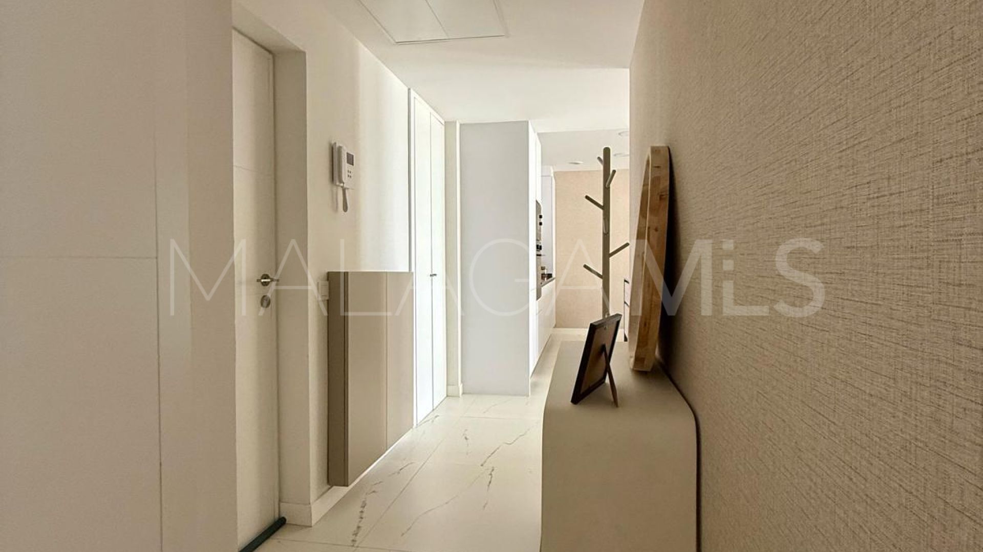 Se vende apartamento planta baja with 2 bedrooms in Casares Playa