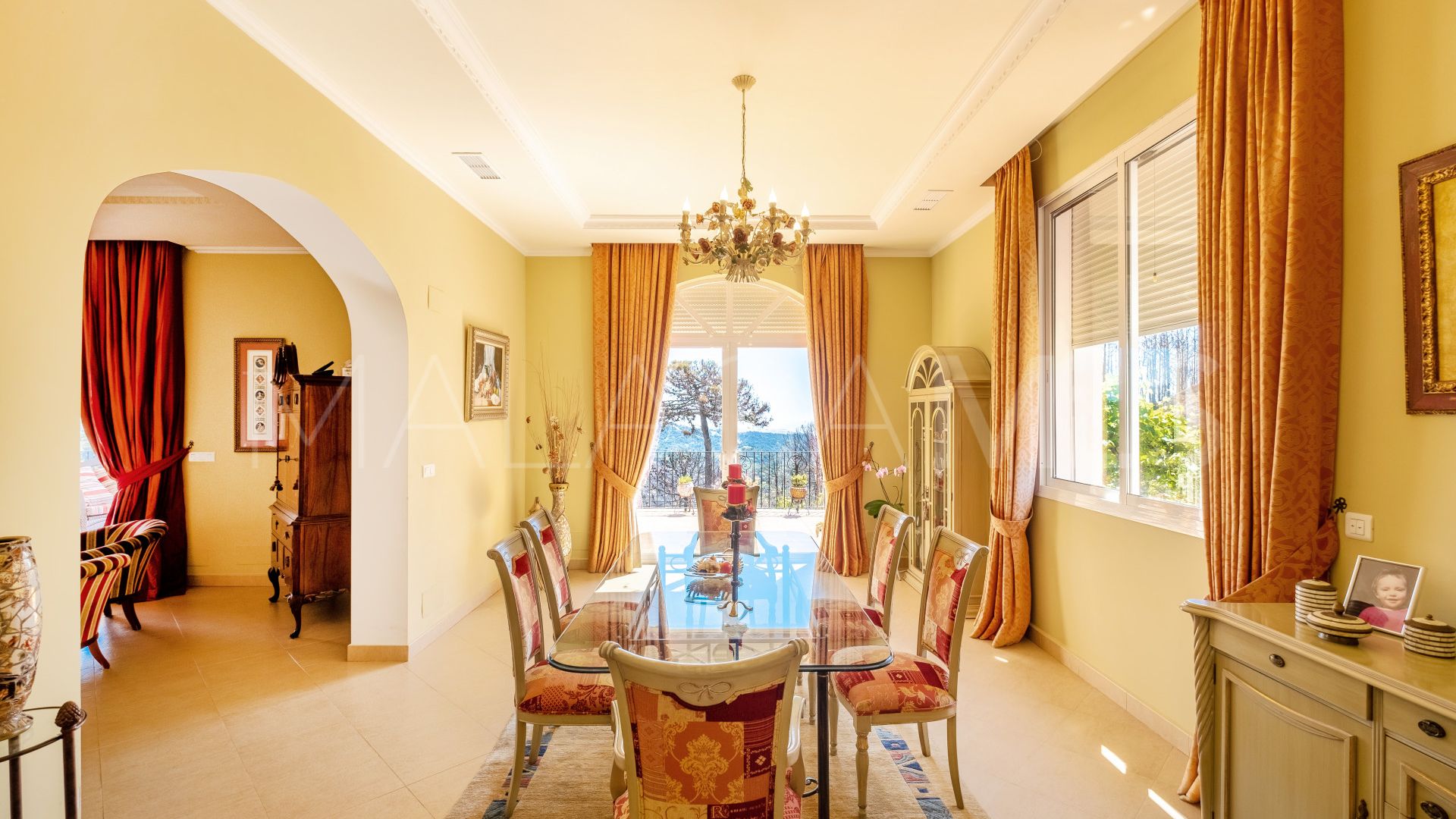 Finca for sale in Forest Hills