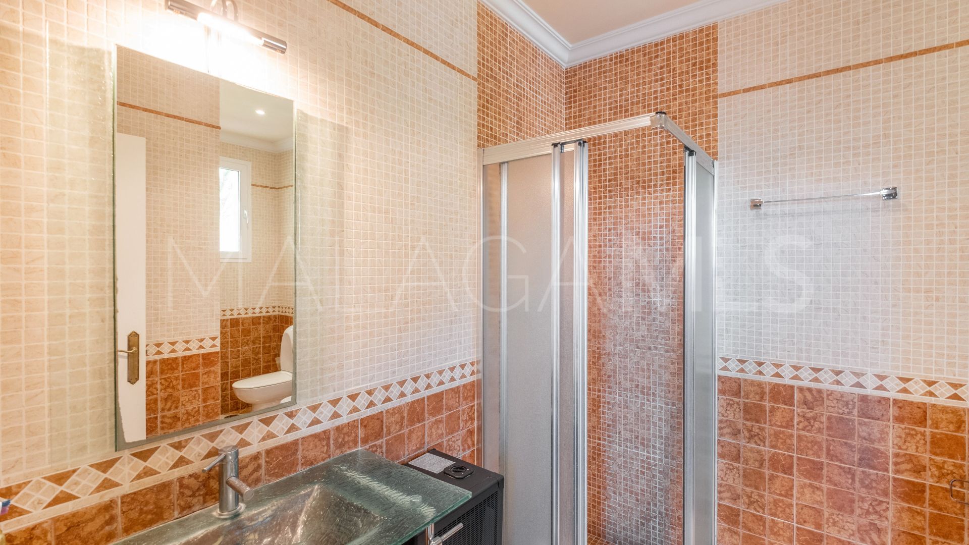 Finca for sale in Forest Hills