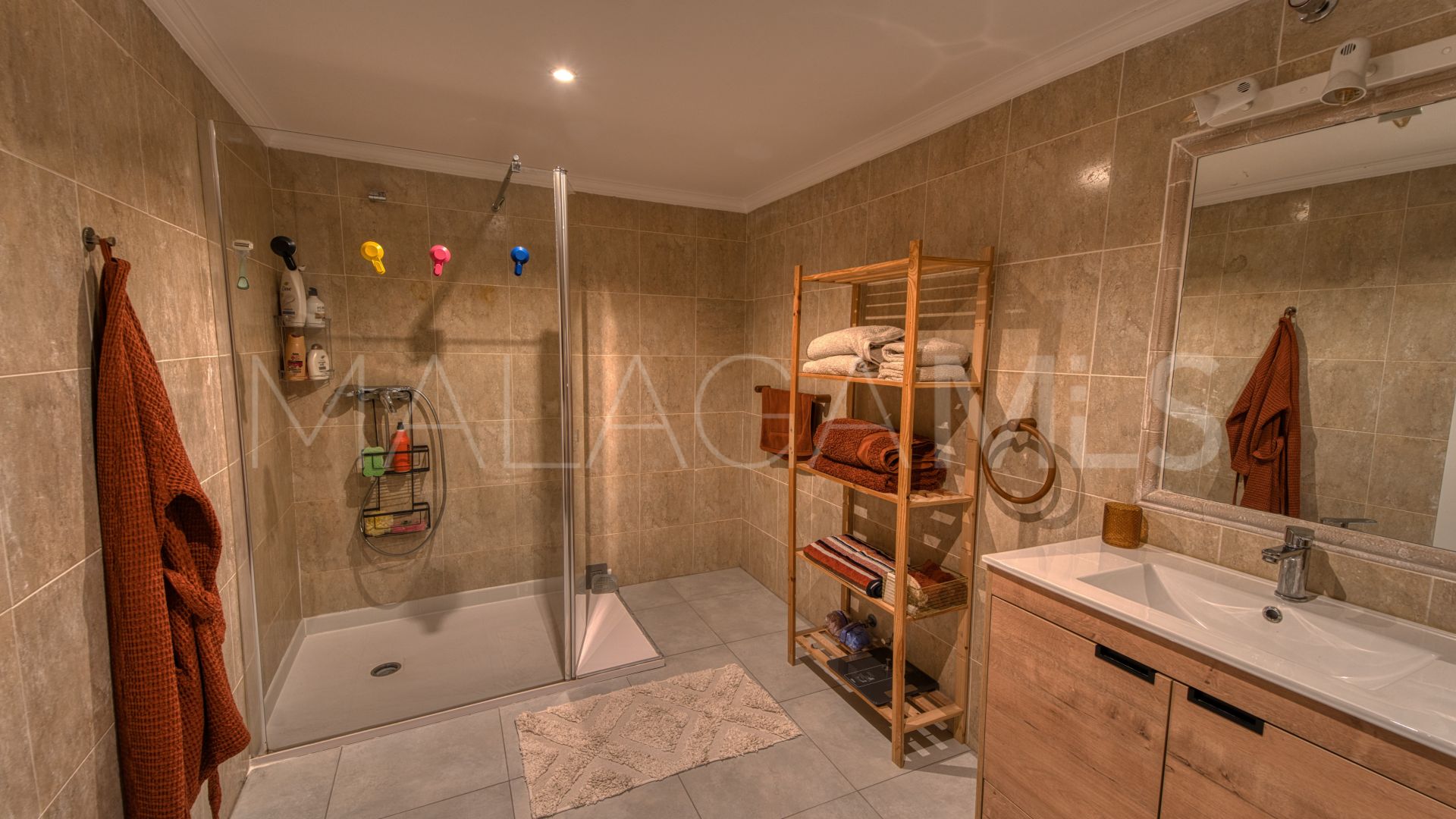 For sale La Alqueria villa with 5 bedrooms