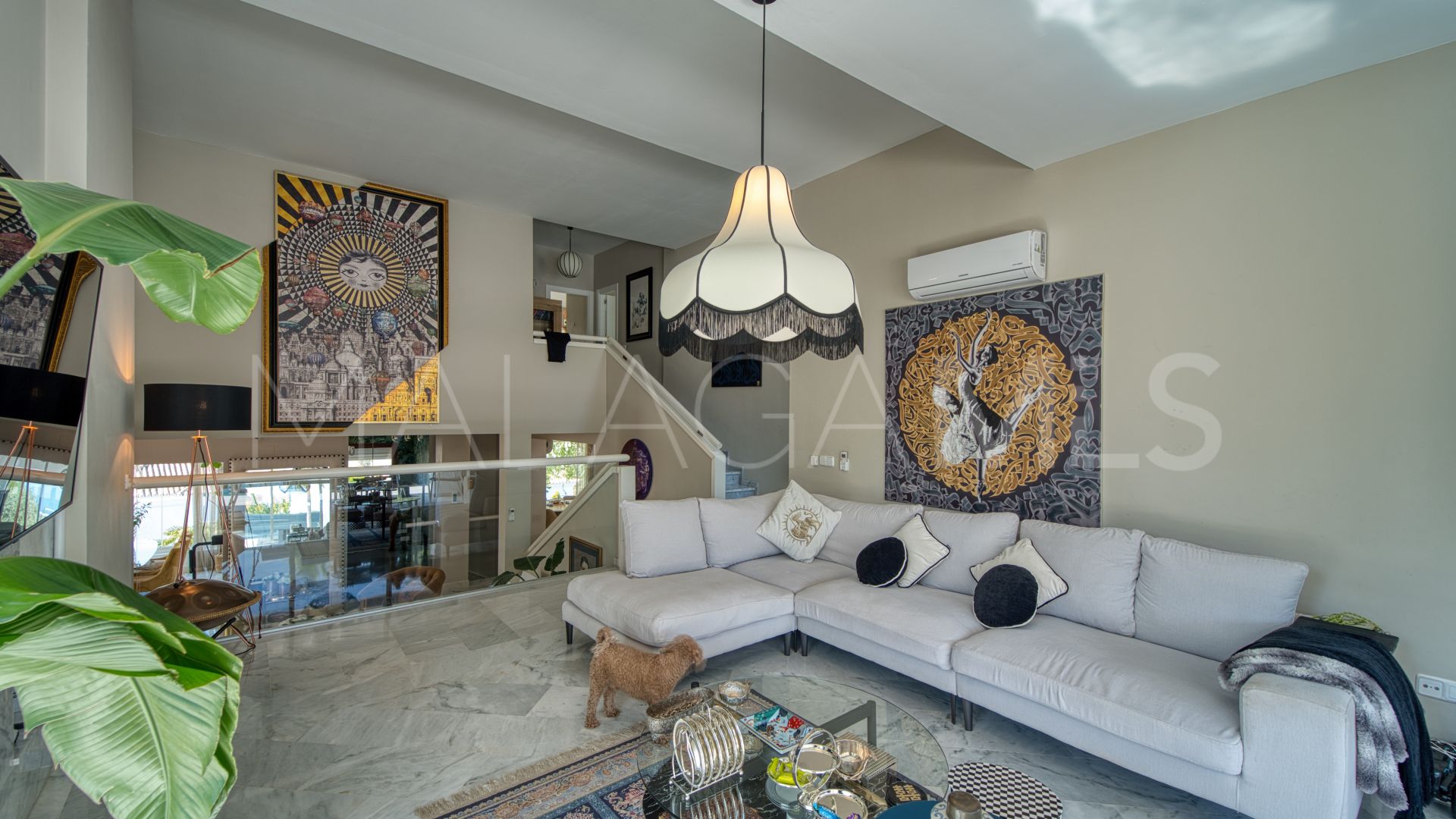 For sale La Alqueria villa with 5 bedrooms