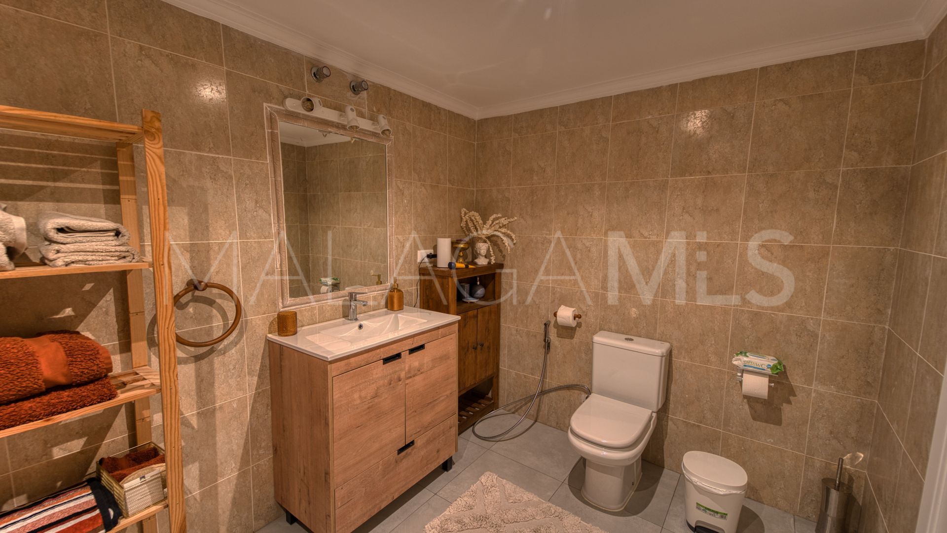 For sale La Alqueria villa with 5 bedrooms