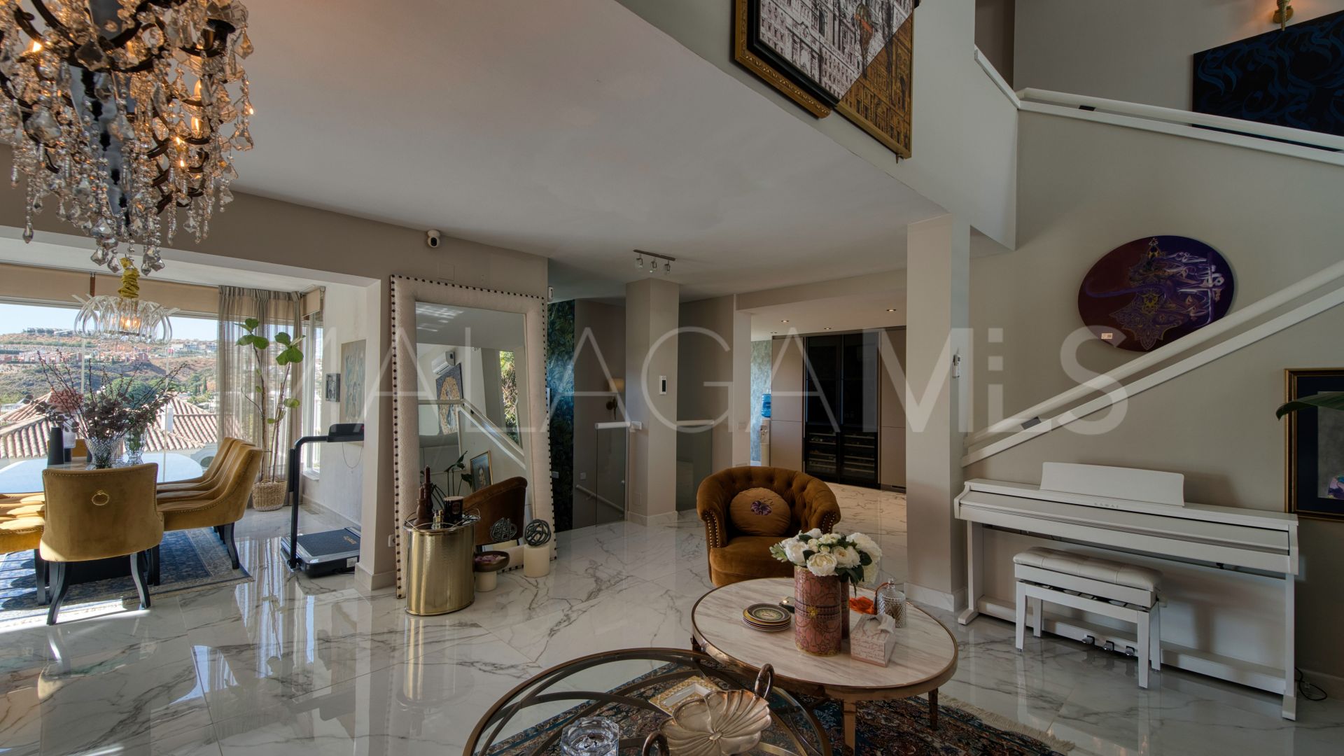 For sale La Alqueria villa with 5 bedrooms