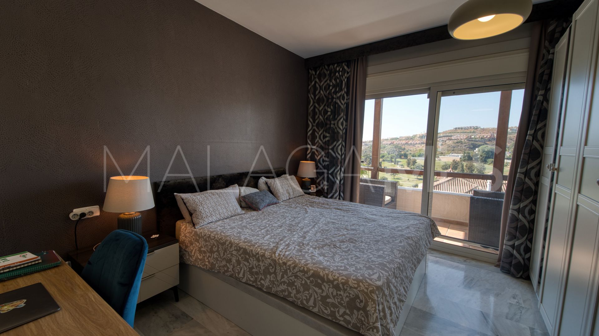 For sale La Alqueria villa with 5 bedrooms