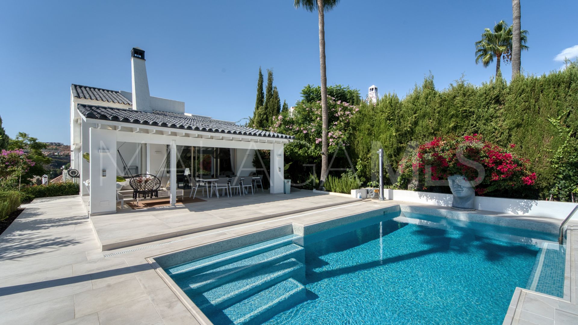 For sale La Alqueria villa with 5 bedrooms